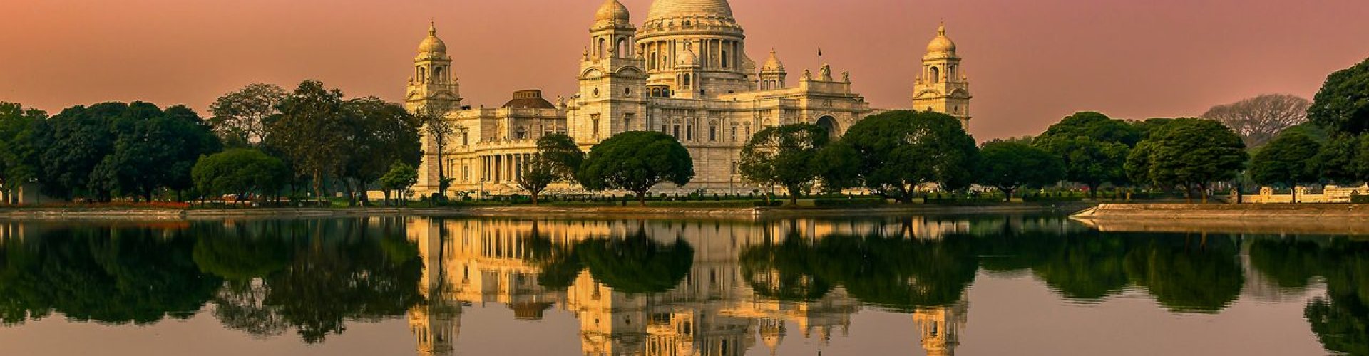 Kolkata skyline at night