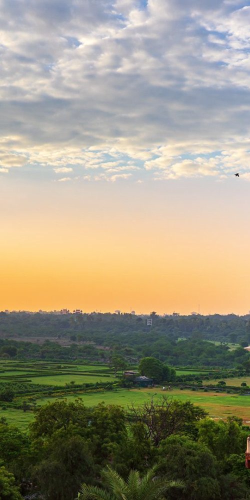 Alternative stays in Agra